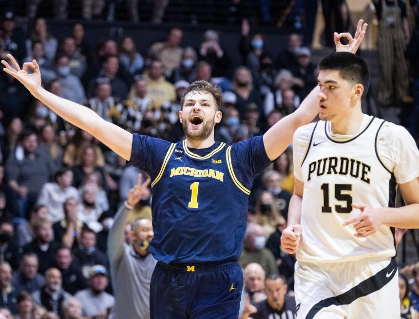 Michigan vs Purdue Betting Odds, Free Picks, and Predictions (1/23/2024)