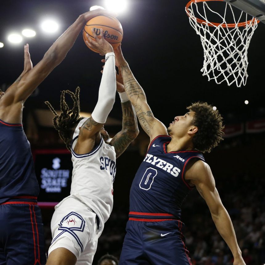 George Washington vs. Dayton Betting Odds, Free Picks, and Predictions - 7:00 PM ET (Tue, Jan 30, 2024)