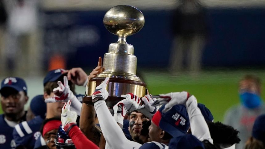 Mississippi State vs Ole Miss Betting Odds, Free Picks, and Predictions (11/24/2022)