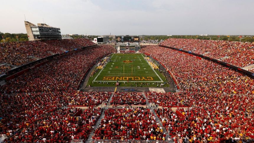 Iowa State vs Iowa Betting Odds, Free Picks, and Predictions (9/7/2024)