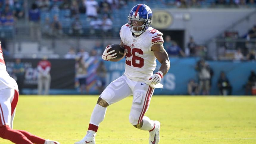 Giants vs. Dolphins Betting Odds, Free Picks, and Predictions - 1:00 PM ET  (Sun, Oct 8, 2023) - CapperTek