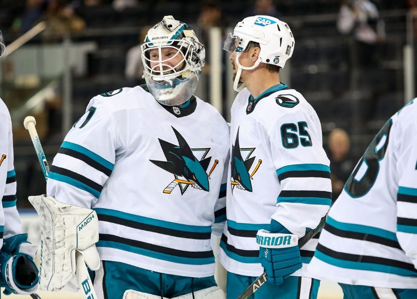 Golden Knights vs Sharks Betting Odds, Free Picks, and Predictions (10/25/2022)