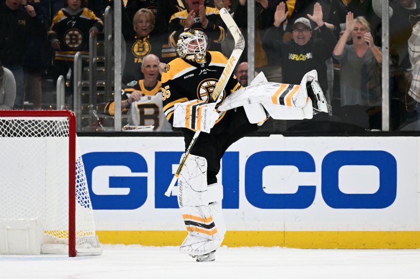 Red Wings vs Bruins Betting Odds, Free Picks, and Predictions (10/27/2022)