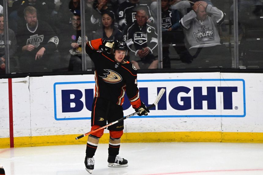 Maple Leafs vs Ducks Betting Odds, Free Picks, and Predictions (10/30/2022)