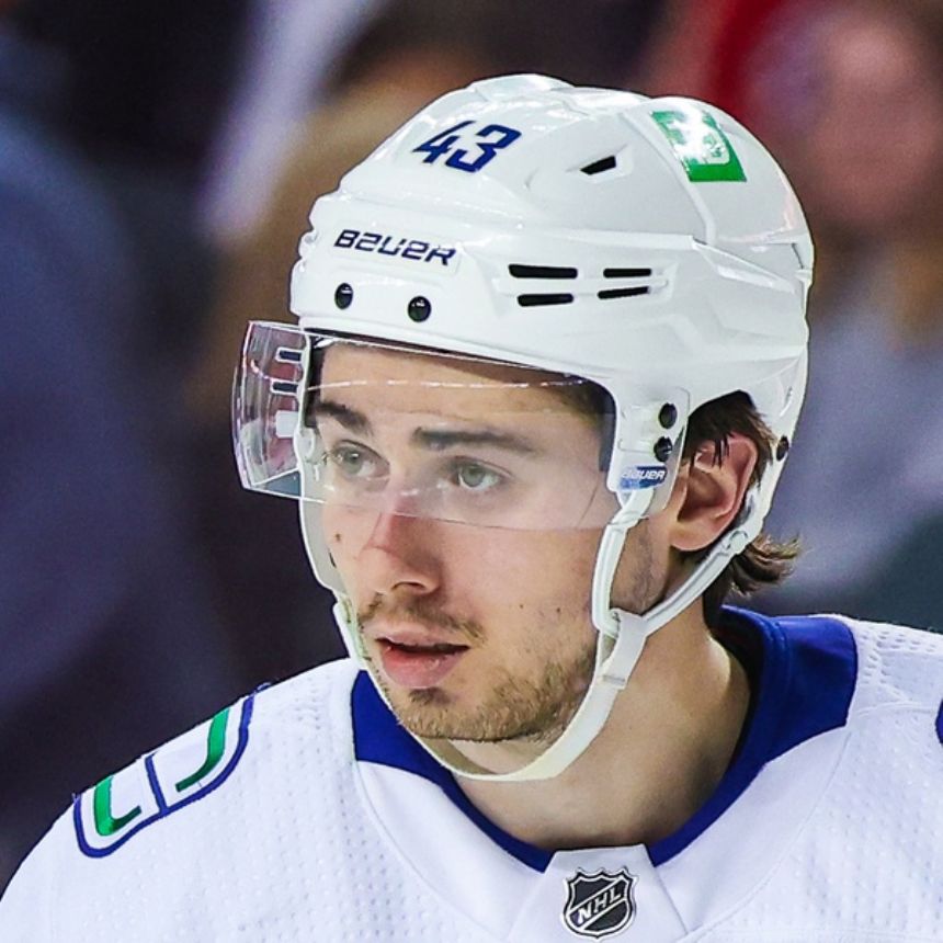 Canucks vs Maple Leafs Betting Odds, Free Picks, and Predictions (11/12/2022)