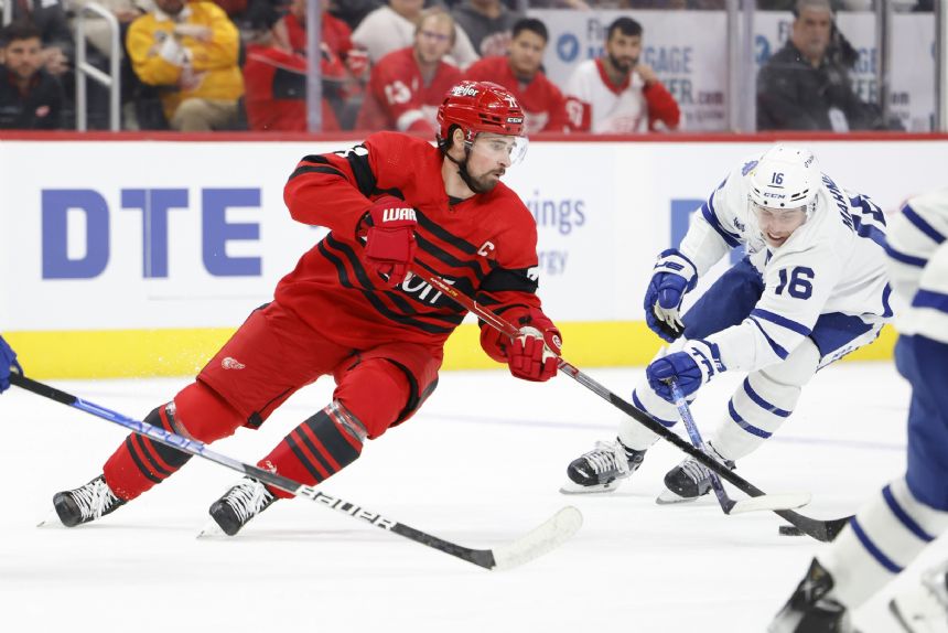 Hurricanes vs Red Wings Betting Odds, Free Picks, and Predictions (12/13/2022)