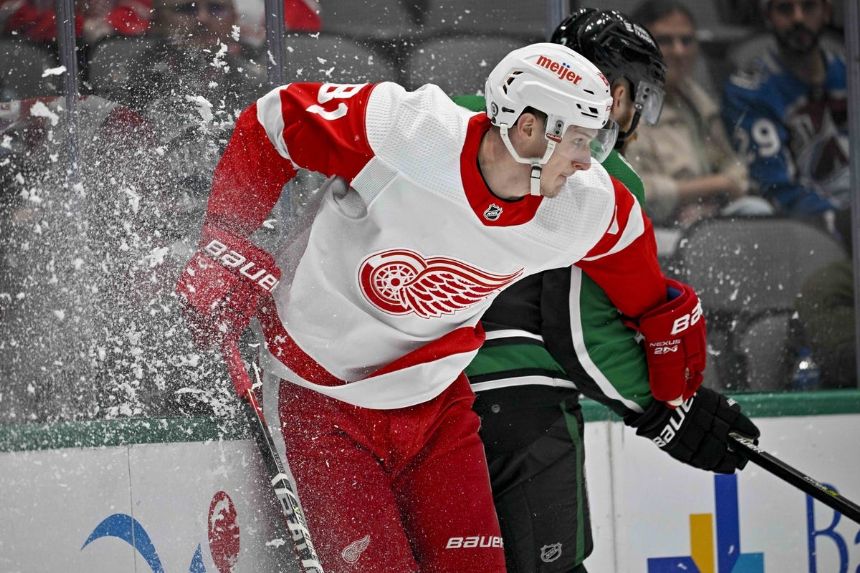 Hurricanes vs. Red Wings Betting Odds, Free Picks, and Predictions - 7:38 PM ET (Thu, Mar 30, 2023)