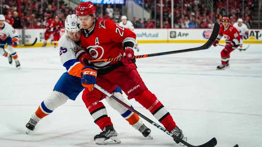 Hurricanes vs Islanders Betting Odds, Free Picks, and Predictions (4/23/2023)