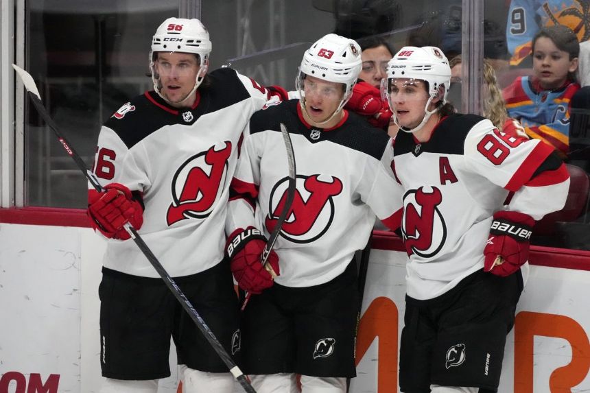 NHL Playoffs Best Bets: Expert Picks and Props for Devils vs. Hurricanes  Game 2