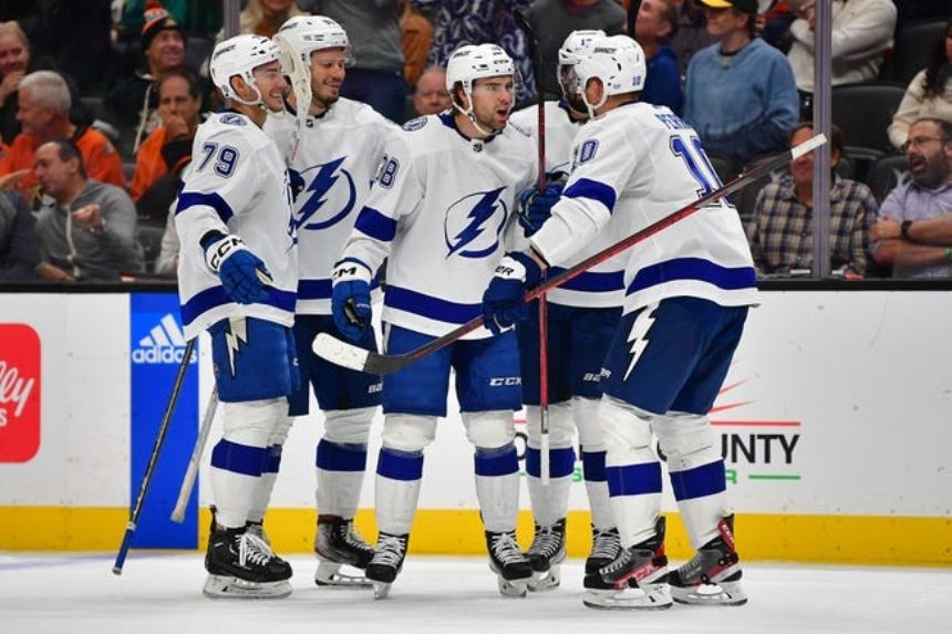 Lightning vs Senators Betting Odds, Free Picks, and Predictions (10/15/2023)