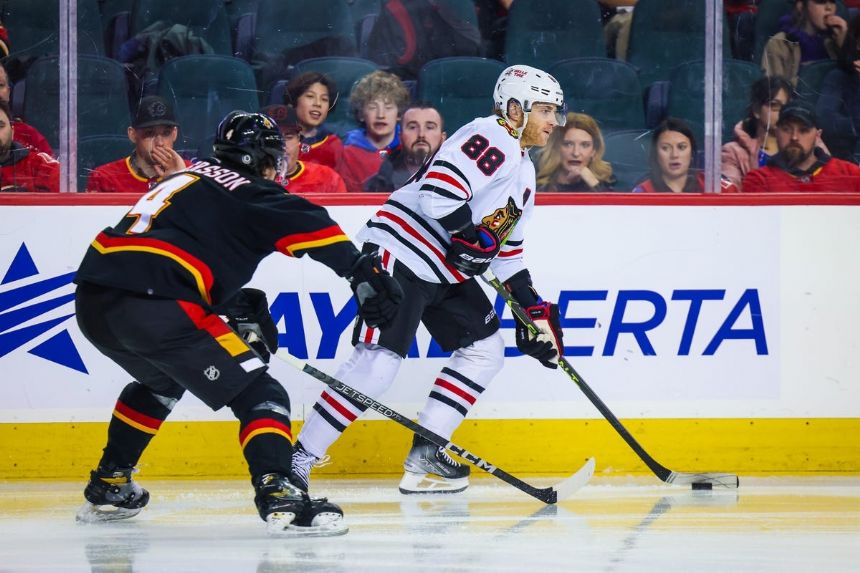 Blackhawks vs Oilers Betting Odds, Free Picks, and Predictions (12/12/2023)