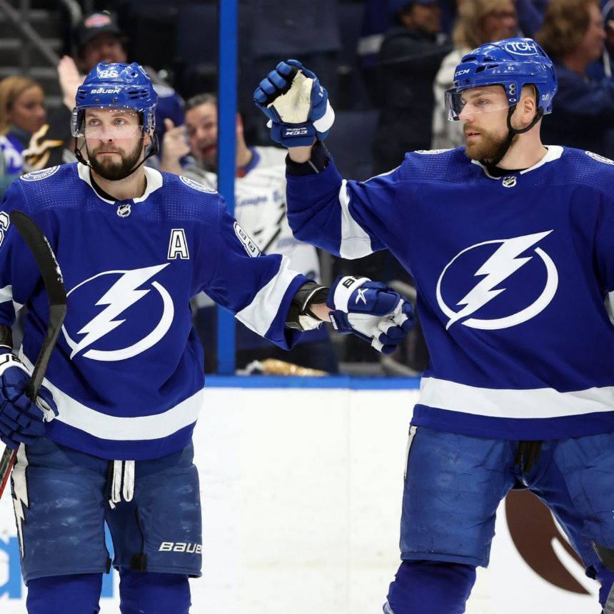 Lightning vs. Canucks Betting Odds, Free Picks, and Predictions - 10:07 PM ET (Tue, Dec 12, 2023)