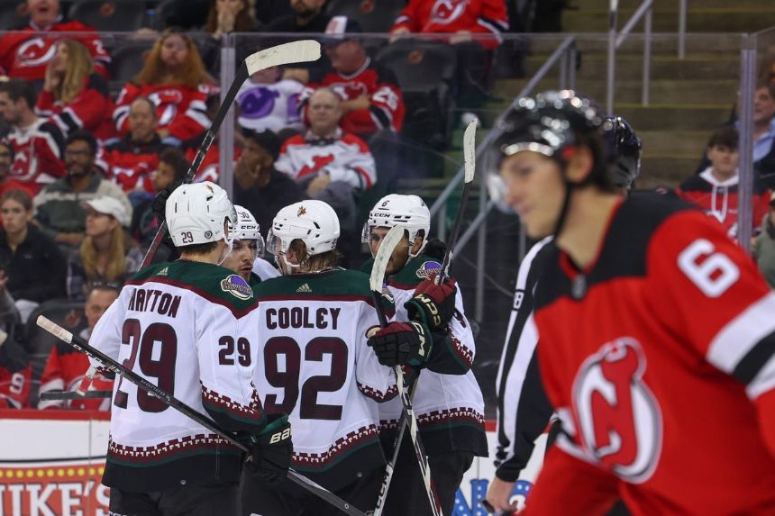 Coyotes vs Ducks Betting Odds, Free Picks, and Predictions (12/29/2023)