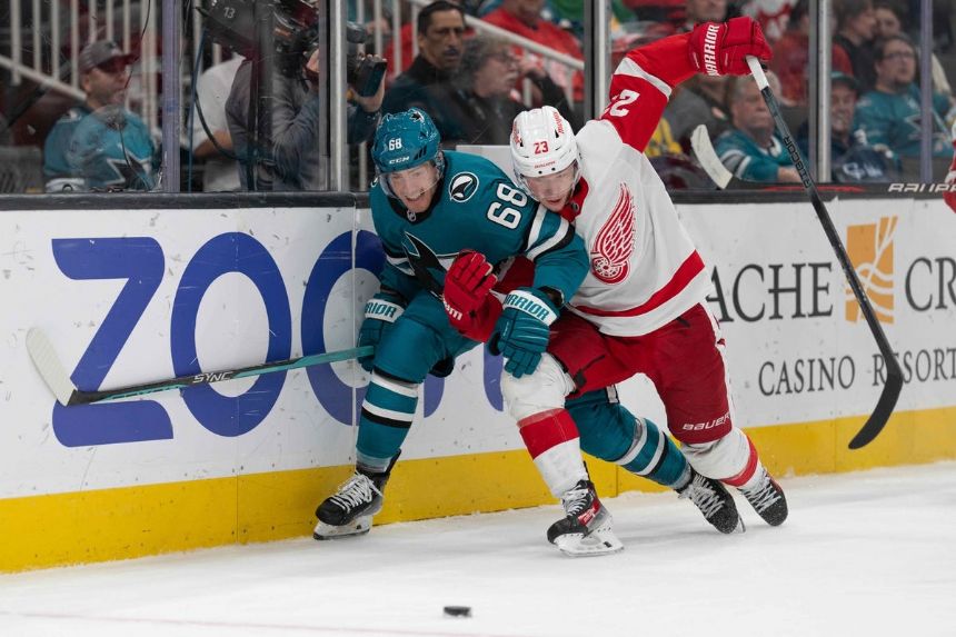 Kings vs Red Wings Betting Odds, Free Picks, and Predictions (1/13/2024)