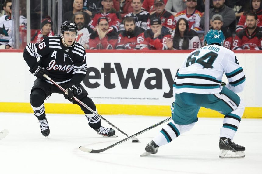 Rangers vs Sharks Betting Odds, Free Picks, and Predictions (1/23/2024)