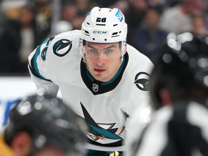 Sabres vs Sharks Betting Odds, Free Picks, and Predictions (1/27/2024)