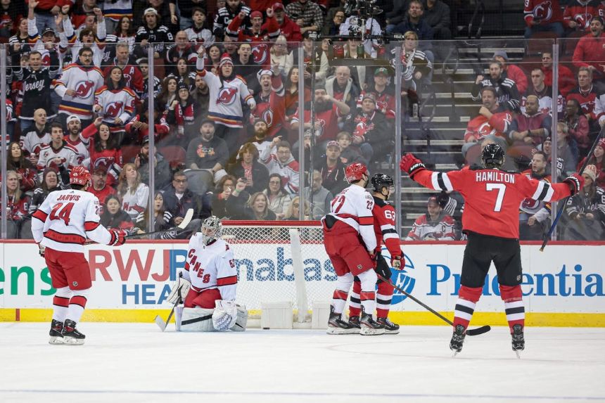 Panthers vs Devils Betting Odds, Free Picks, and Predictions (3/5/2024)