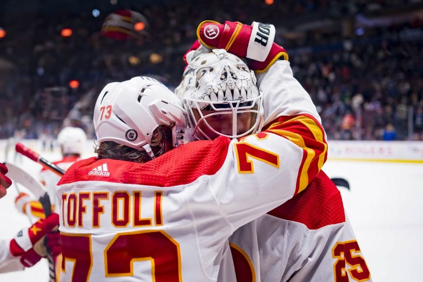 Ducks vs Flames Betting Odds, Free Picks, and Predictions (4/2/2024)