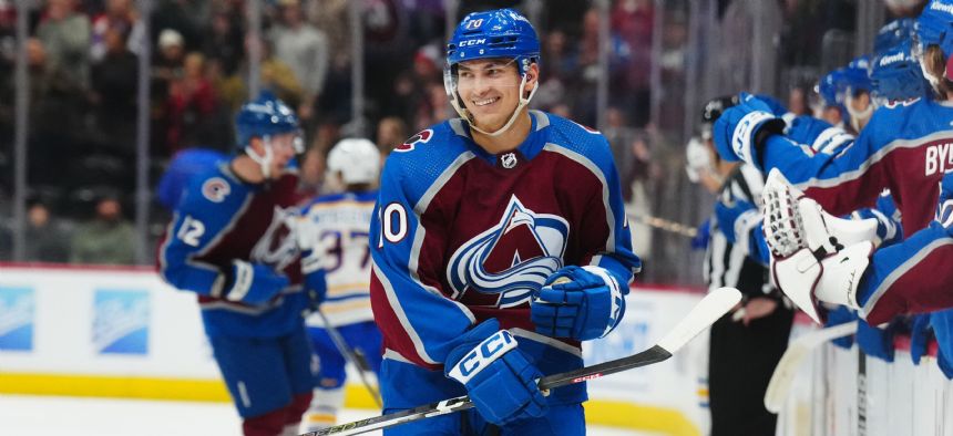 Jets vs Avalanche Betting Odds, Free Picks, and Predictions (4/13/2024)