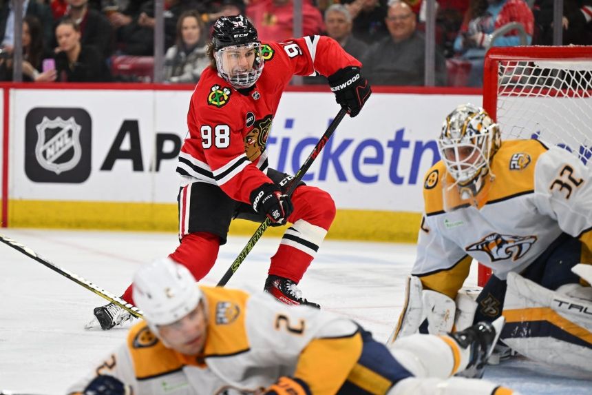 Hurricanes vs Blackhawks Betting Odds, Free Picks, and Predictions (4/14/2024)